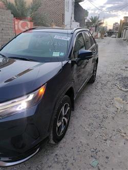 تۆیۆتا ڕاڤ 4